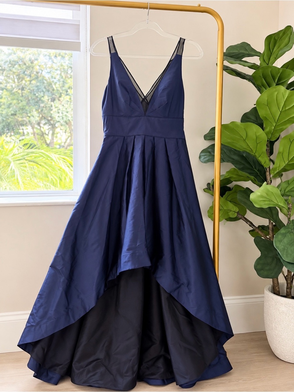 Aidan Mattox Navy Blue High Low Formal Gown Size 10 Mesh V Neck Evening Dress - Picture 2 of 3